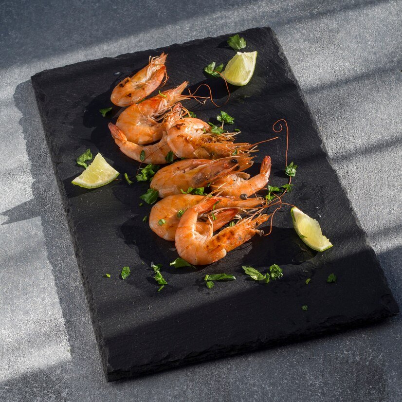 fresh-cooked-shrimps-plate_23-2147761603